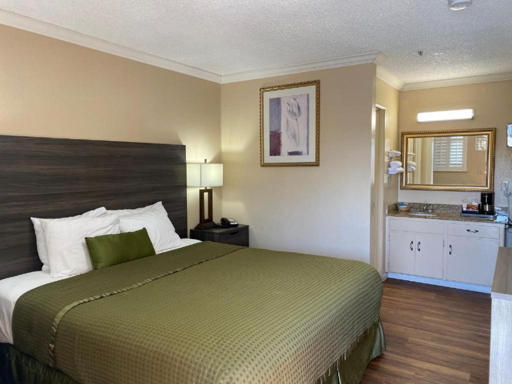 Hollandinn And Suits Morro Bay Εξωτερικό φωτογραφία